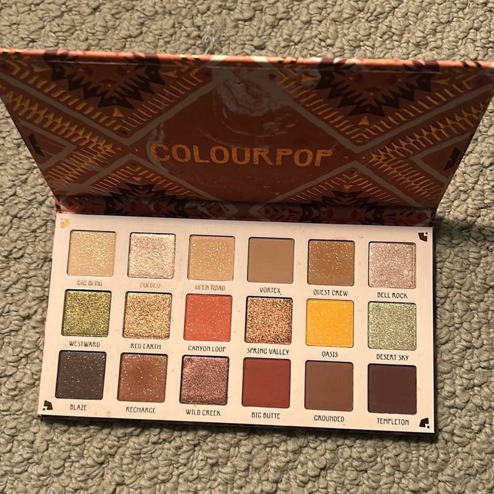 Colourpop sandstone palette